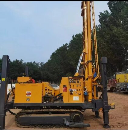 应城岩石井施工